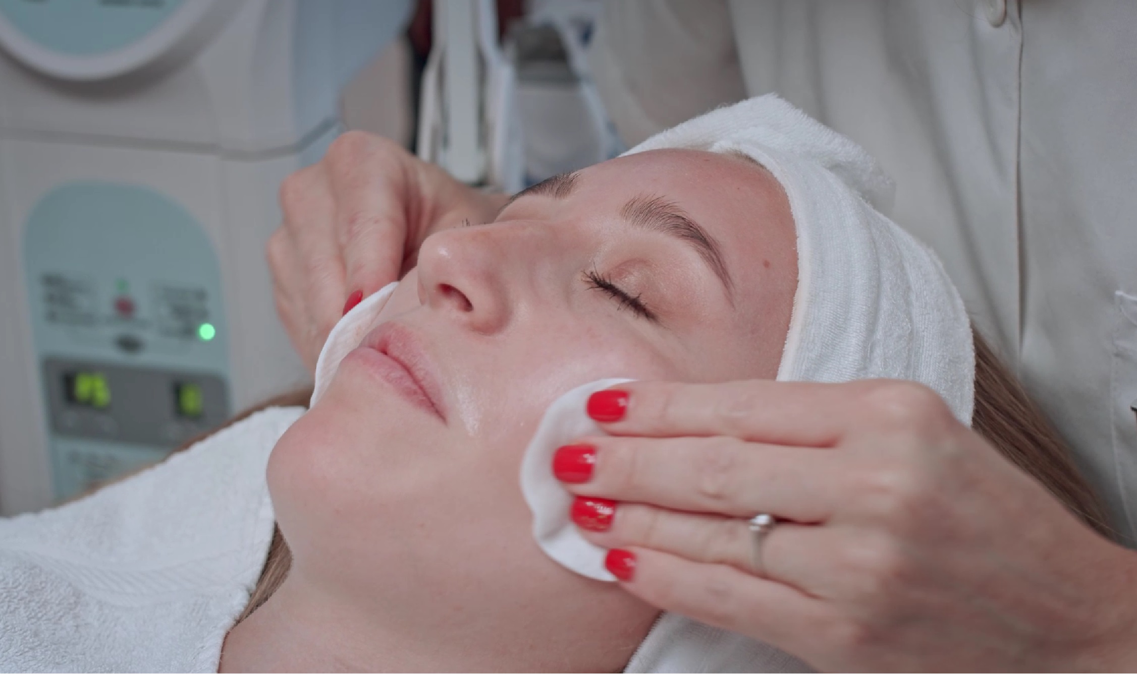 PAQge Peeling Dermacare 1010 Wien2